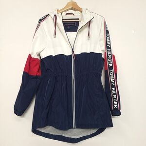 Tommy Hilfiger Hooded zipper raincoat 100% polyester sz small